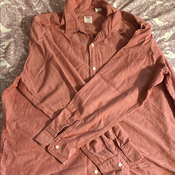 Levi's Men's Coral Button Down Shirt - Picture 1 of 3